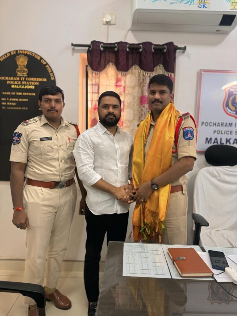 నూతన సీఐ జగన్నాథ్‌కు సింగిరెడ్డి శ్రీకాంత్‌రెడ్డి శుభాకాంక్షలు…మర్యాదపూర్వకంగా కలిసి శాలువాతో సన్మానం