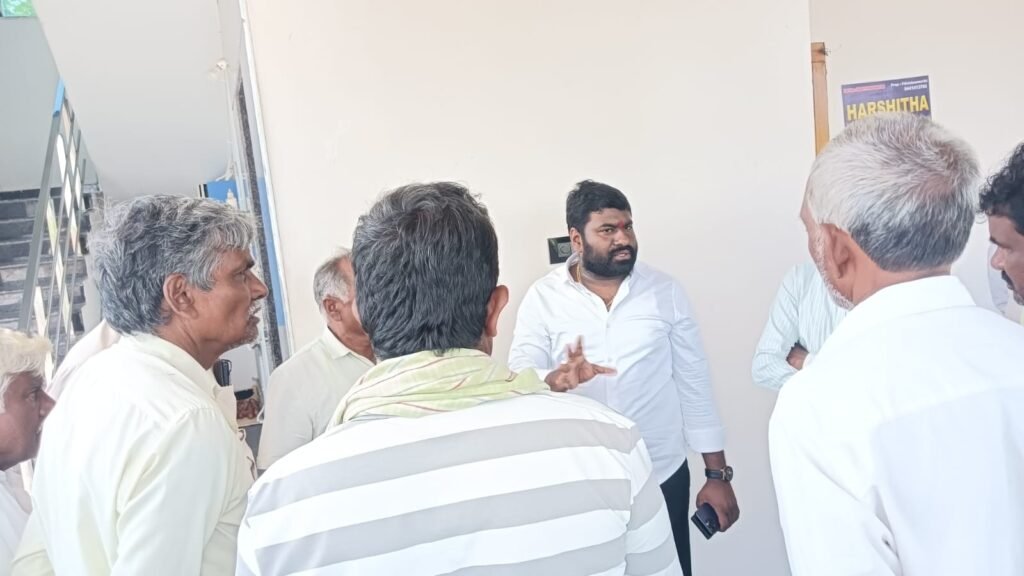 రైతుల ఆవేదనకు స్పందించిన అశోక్