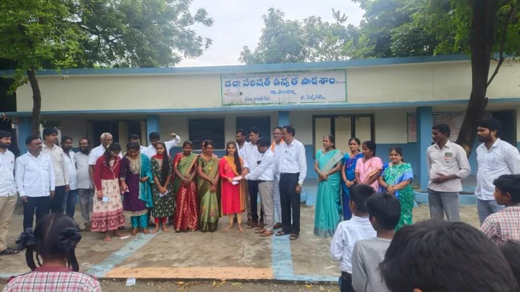 ప్రతిభకు ప్రోత్సాహం.. ప్రభుత్వ బడికి గౌరవం