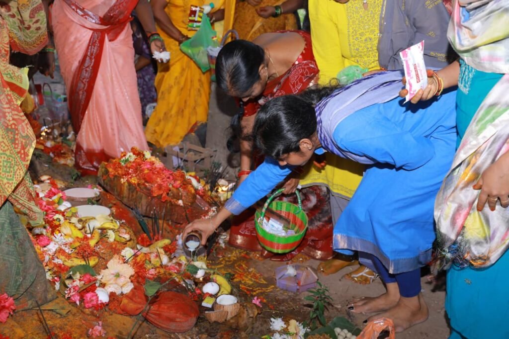 నాగుల పంచమి సందర్భంగా నాగదేవతకు ఎమ్మెల్యే ప్రత్యేక పూజలు