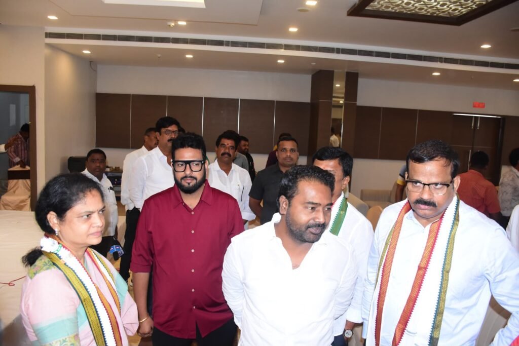 సంగారెడ్డి డీసీసీ పీఠం ఎవరికి కాంగ్రెస్‌లో అభిప్రాయ సేకరణ