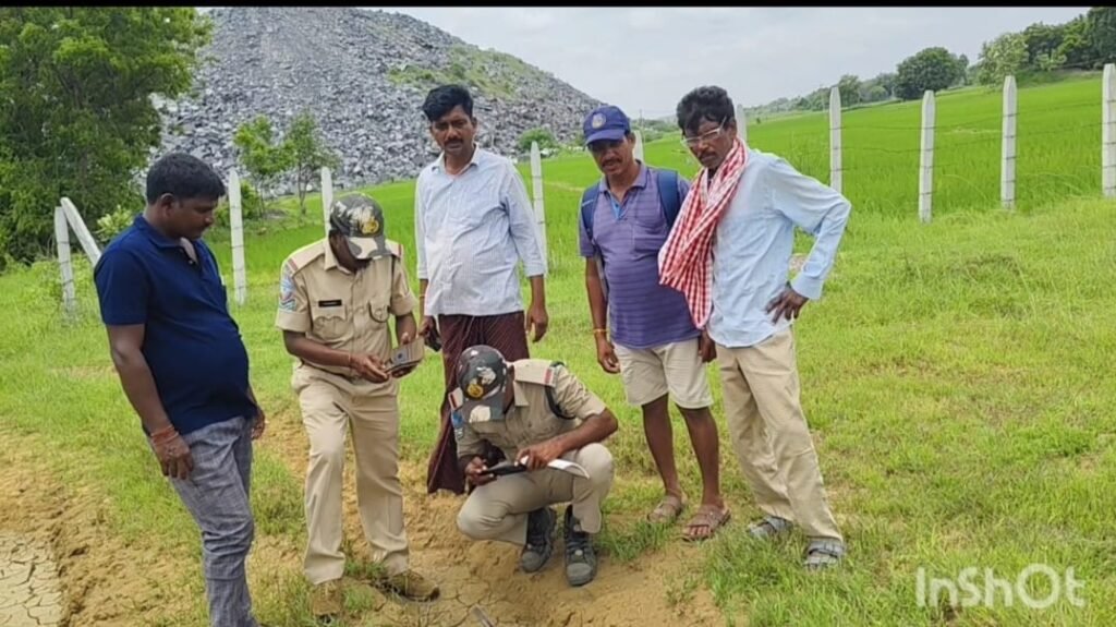 అర్పణపల్లిలో పులి కలకలం
