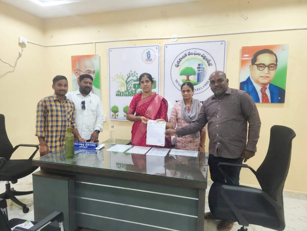 ప్రభుత్వ పాఠశాలల్లో మౌలిక వసతులు కల్పించాలని విన