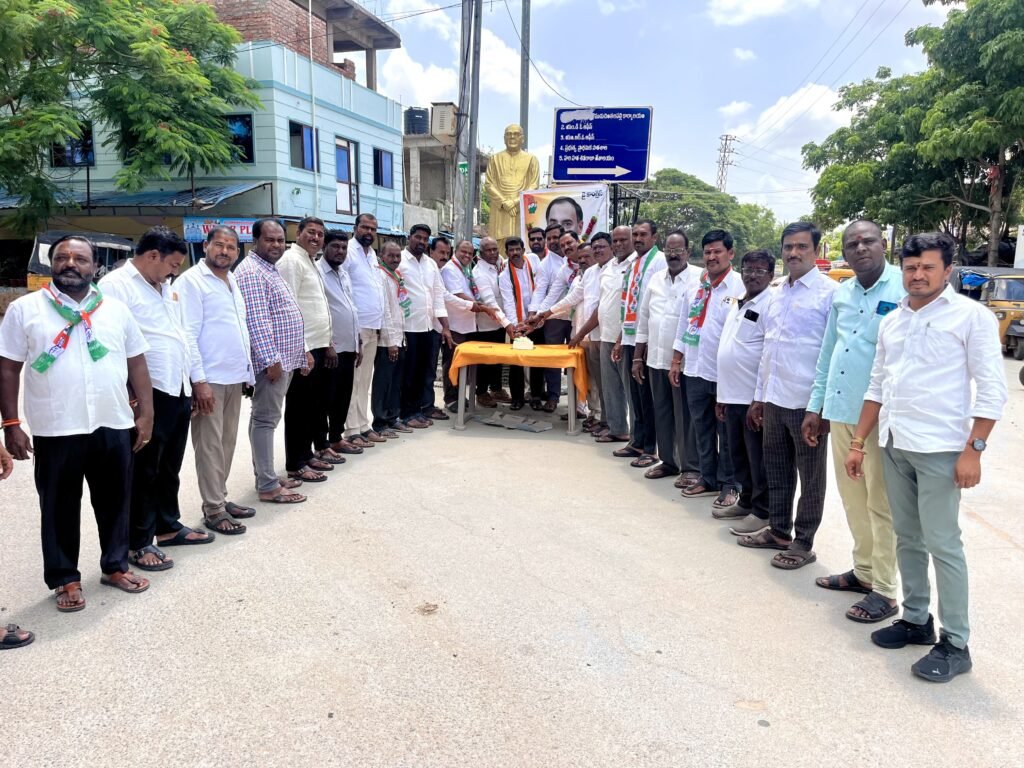 రాజీవ్ గాంధీ సేవలు మరువలేనివి దోసకాయల వెంకటేశం