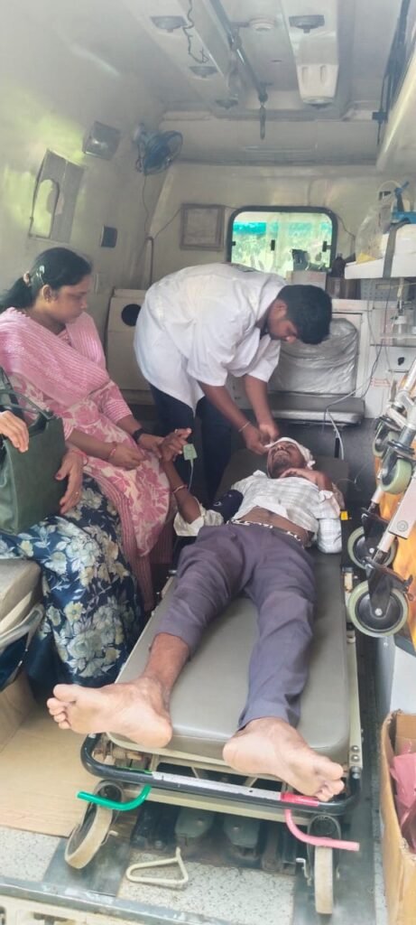 కారు-బైక్ ఢీ.. ఒకరికి తీవ్ర గాయాలు