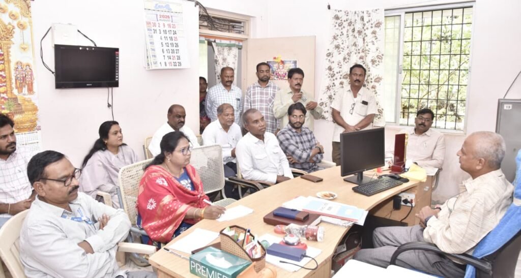 ప్రభుత్వ పథకాలను ప్రజలకు చేరువగా తీసుకెళ్లాలి….<br>