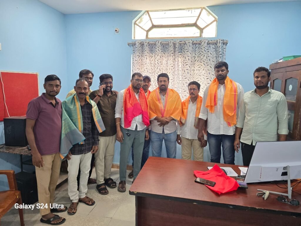 రాజన్న సిరిసిల్ల ప్రెస్ క్లబ్ అధ్యక్షుడిగా కొంపల్లి మహేష్ ఏకగ్రీవ ఎన్నిక
