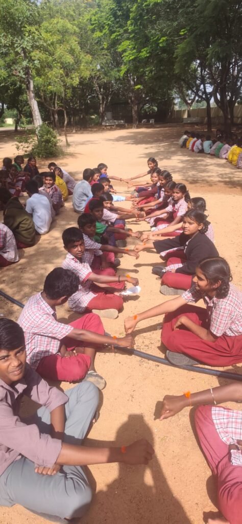 అత్వెల్లి ఉన్నత పాఠశాలలో ఘనంగా రక్షాబంధన్ ఉత్సవాలు