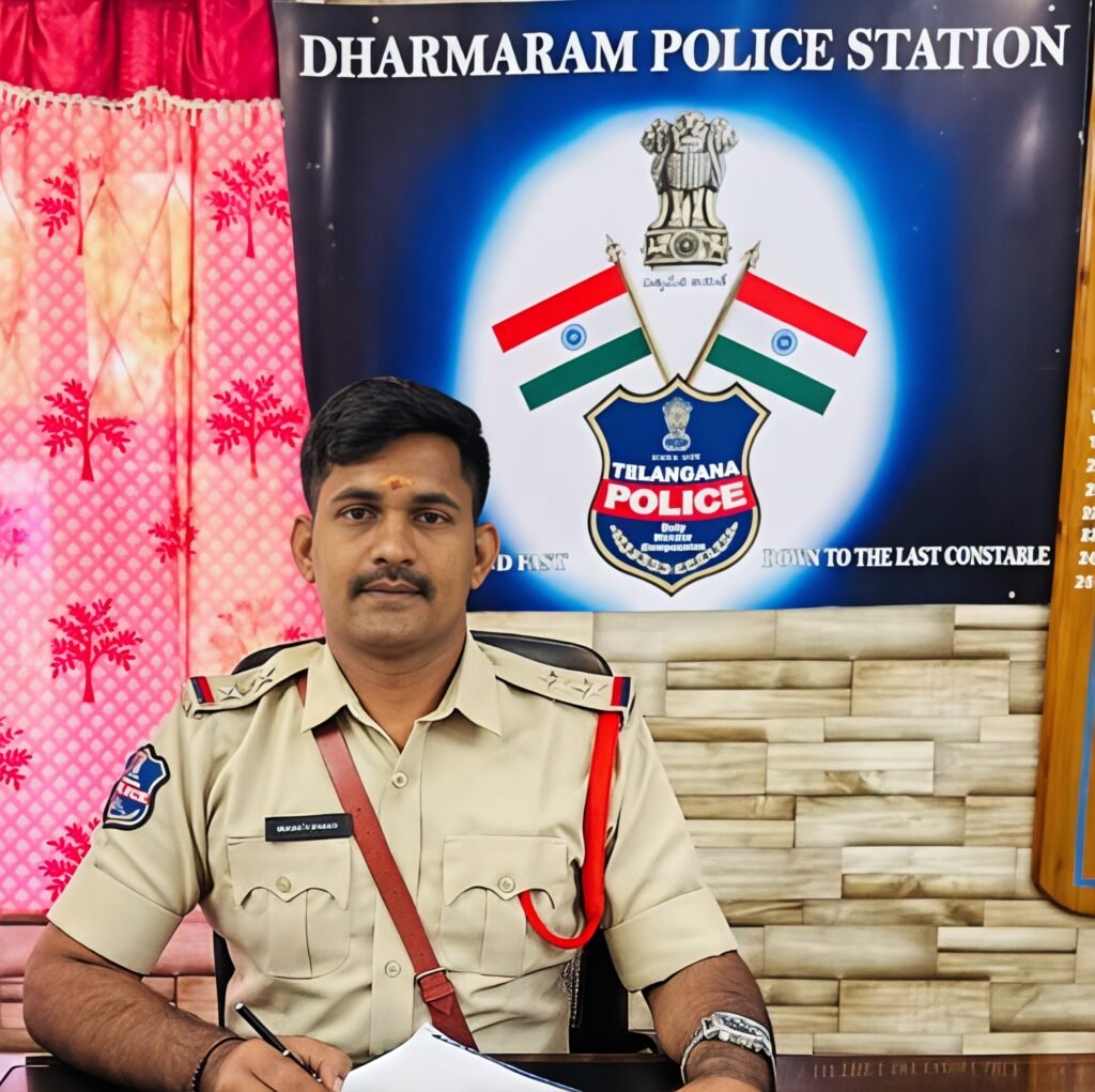 ధర్మారం నూతన ఎస్‌ఐగా ఎంబడి శ్రీకాంత్ బాధ్యతల స్వీకరణ