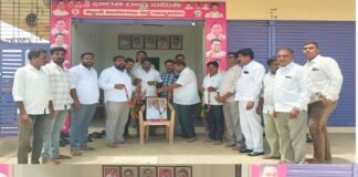 “ఆచార్య జయశంకర్ ఆశయాలు చిరస్మరణీయం”బిఆర్ఎస్ పార్టీ మండల అధ్యక్షులు-పాకాల మహిపాల్ రెడ్డి