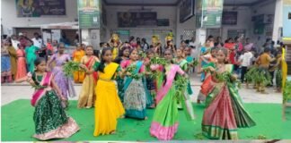 వాణినికేతన్ హైస్కూల్లో భక్తిశ్రద్ధలతో పోచమ్మ బోనాలు