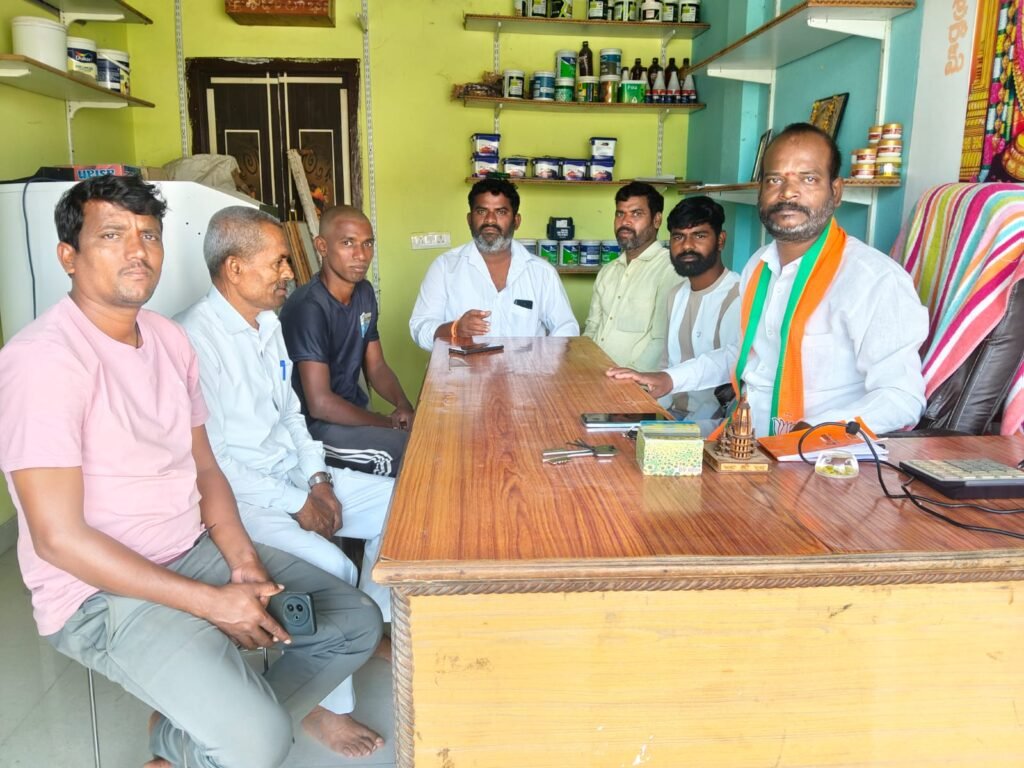 ఇంటిగ్రేటెడ్ స్కూల్ తరలింపుపై భగ్గుమన్న బీజేపీ!