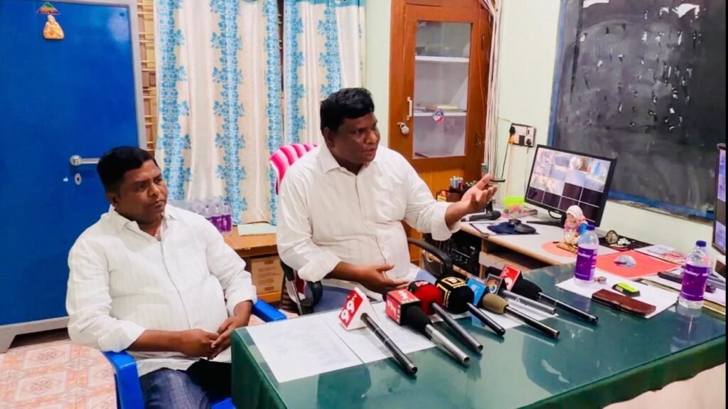 హోలీ రోసరీ పాఠశాల పై వస్తున్న ఆరోపణలు పూర్తిగా అవాస్తవం:  కరస్పాండెంట్ ఫాదర్ సునీల్ స్పష్టత