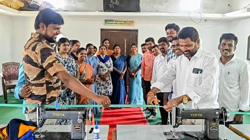 ఆర్దికంగా మహిళలు అభివృద్ధి చెందాలి
