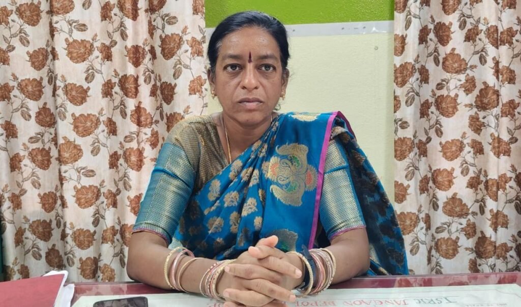 “ప్రజా వాణి” వార్తకు స్పందన         విద్యార్థులకు బస్సు సౌకర్యం కల్పించేందుకు కృషి చేస్తా 
