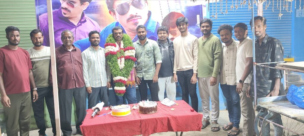 కాంగ్రెస్ మైనార్టీ సీనియర్ నాయకుడు మహమ్మద్ ఆబిద్ పుట్టినరోజు వేడుకలు ఘనంగా