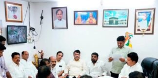 ప్రజల ఓటు హక్కును కాపాడాలి