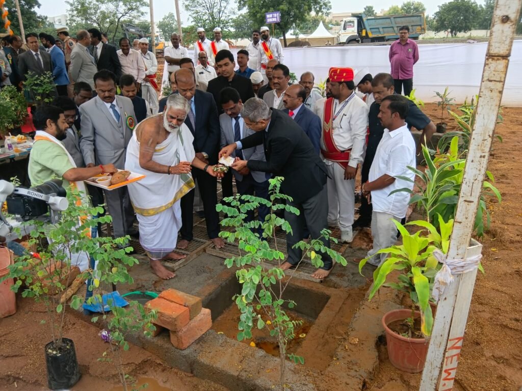 కండ్లకోయలో మేడ్చల్ జిల్లా కోర్టు కాంప్లెక్స్‌కు శంకుస్థాపన