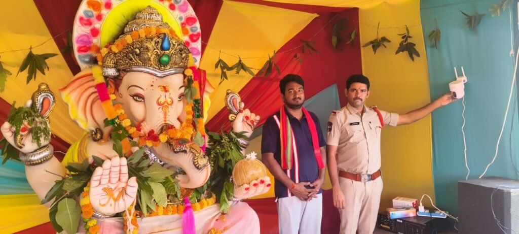 గణేష్ మండపాల్లో సీసీ కెమెరాల ఏర్పాటు తప్పనిసరి