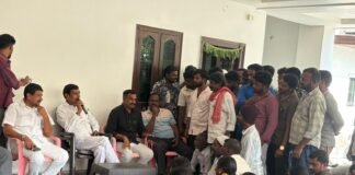 *రోడ్డుపై మార్కెట్కు చెక్.. వ్యాపారులకు ప్రత్యామ్నాయ స్థలం!