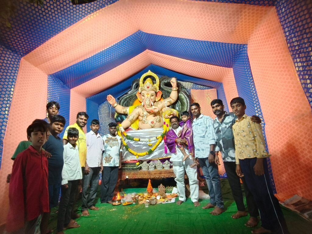 మహారాజ్ యువసేన ఆధ్వర్యంలో ఘనంగా వినాయక నవరాత్రోత్సవాలు