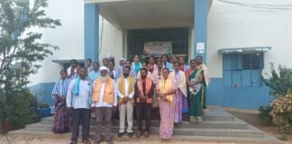 కస్తూర్బా బాలిక విద్యాలయంలో ఘనంగా ఉపాధ్యాయులకు సర్పంచ్ సన్మానం