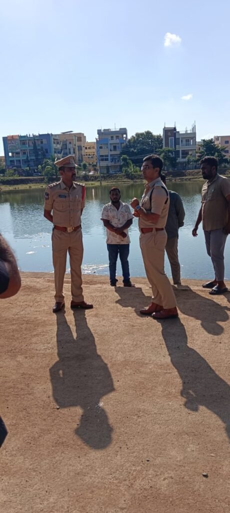 గణేష్ నిమజ్జన ఏర్పాట్లను సమీక్షించిన చేవెళ్ల జోన్ డిసిపి యోగేష్ గౌతం
