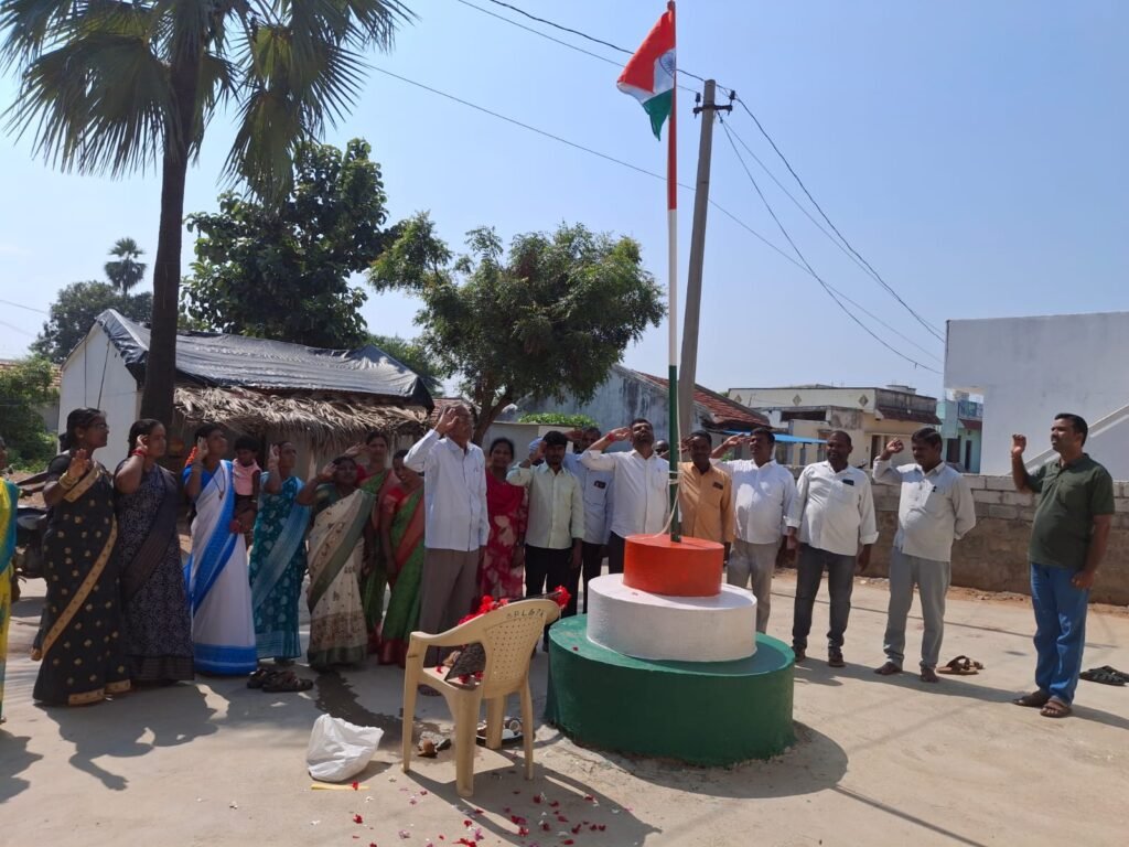 లింగాపూర్ గ్రామ పంచాయతీలో ఘనంగా ప్రజా పాలన దినోత్సవం’
