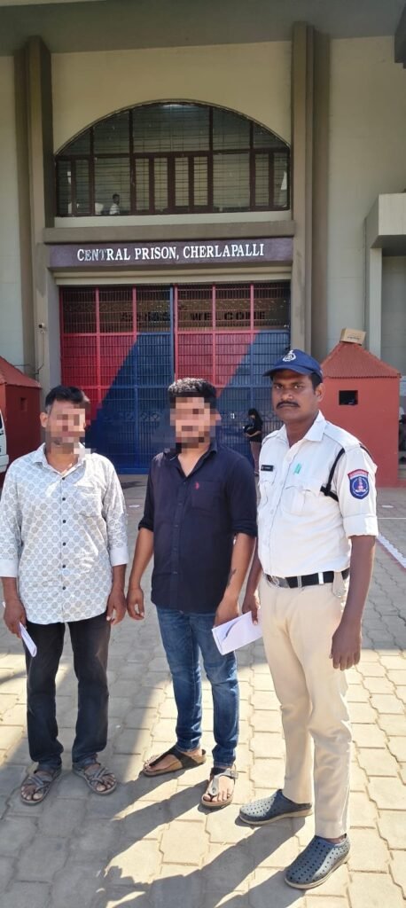 *డ్రంక్ అండ్ డ్రైవ్‌.. ఇద్దరికి రెండు రోజుల జైలు*