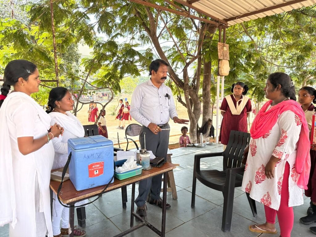 *కిష్టాపూర్ గురుకుల బాలికల పాఠశాలలో టీడీ టీకా శిబిరం