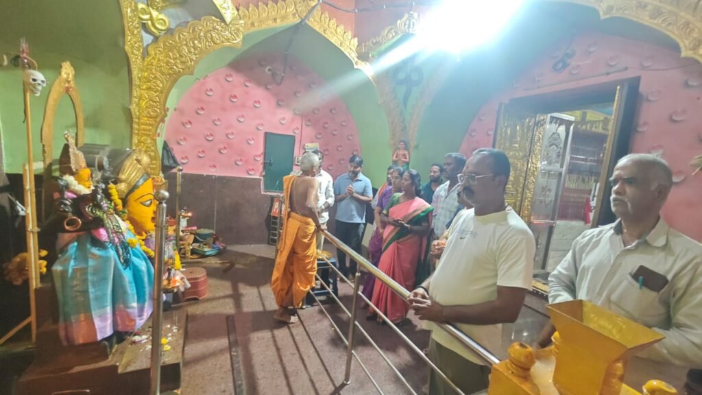 *ప్రధానమంత్రి  నిండు నూరేళ్లు ఆయురారోగ్యాలతో ఉండాలి బీజేపీ నాయకులు*