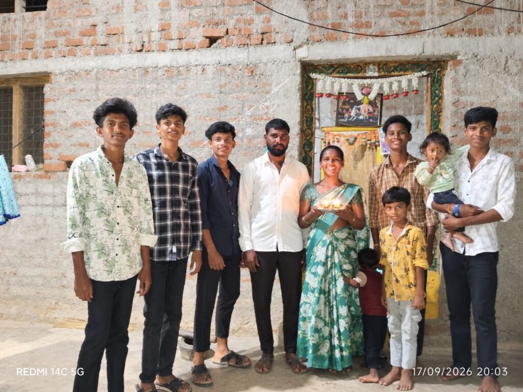 మోదీ జన్మదినం సందర్భంగా దీపారాధన