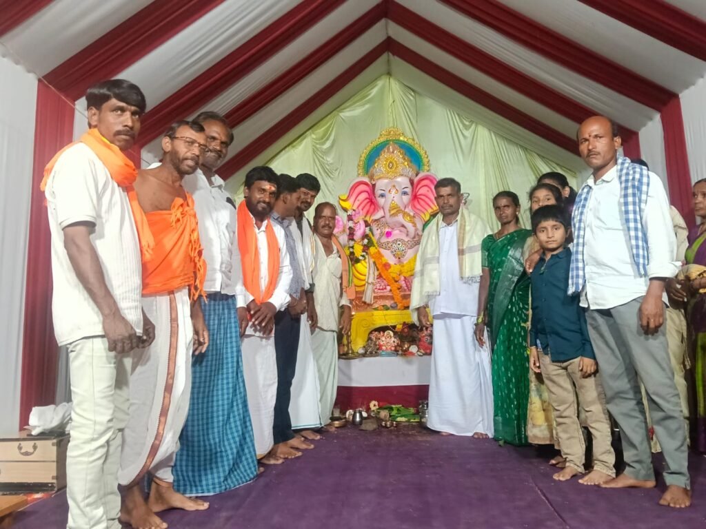 గణనాధునికి ఐదవ రోజు ప్రత్యేక పూజ