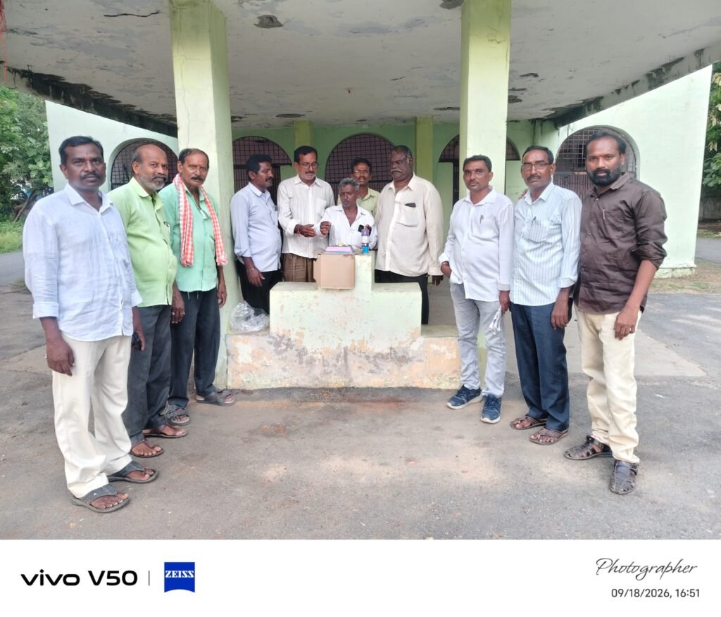 తొర్రూరులో ఘనంగా చీమ శ్రీనివాస్ జన్మదిన వేడుకలు