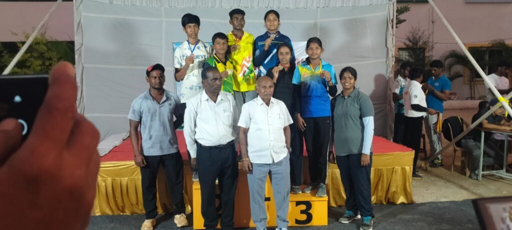 🏹 జాతీయ  “ఆర్చరీ ” క్రీడా పోటీలకు  ఎంపికైన కాచినపల్లి విద్యార్థిని”ఆవంతిక “