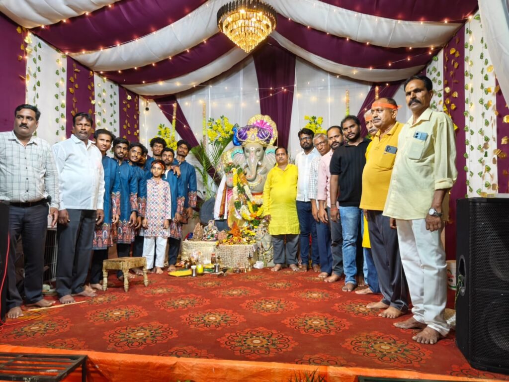 వినాయక నగర్‌లో ఘనంగా గణపతి పల్లకి శోభాయాత్ర