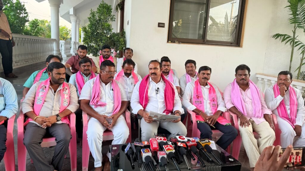 ఇది జాబ్ మేళా కాదు..వసూళ్ల మేళ!