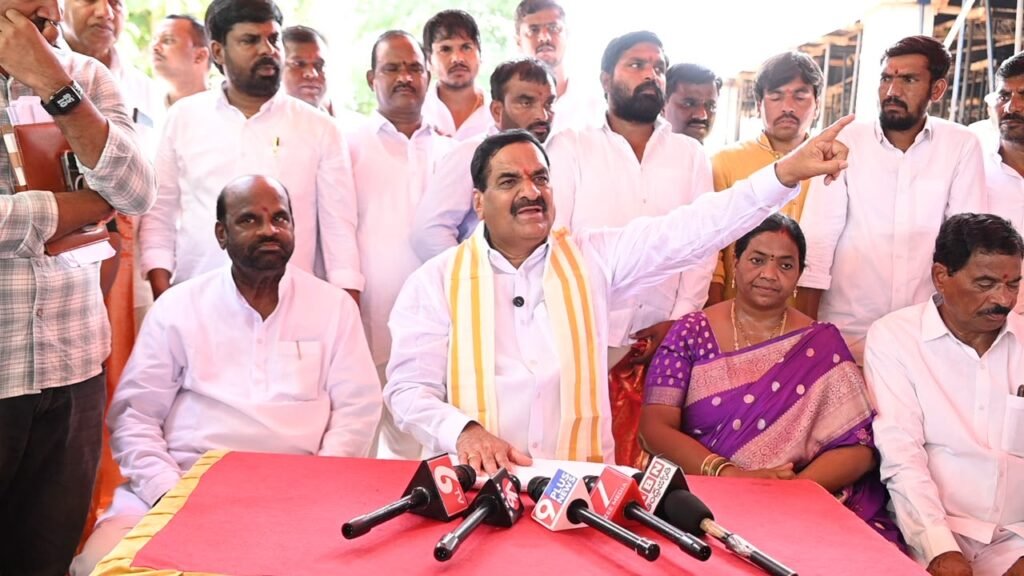 ఇబ్రహీంపట్నంలో భూకబ్జాల లెక్కలు బయటపెడతాం