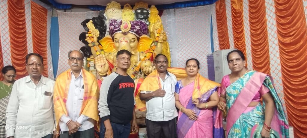 గుండ్లగడ్డ కిష్టబావి వద్ద అన్నప్రసాద వితరణ