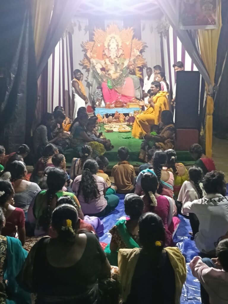 భక్తి శ్రద్ధతో పవిత్రమైన శ్రీ విఘ్నేశ్వర స్వామివారికి 108 ప్రసాదాలు