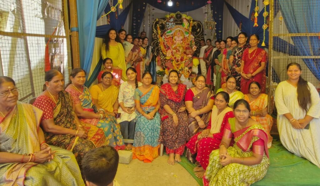 భక్తిశ్రద్ధలతో వినాయక పూజ