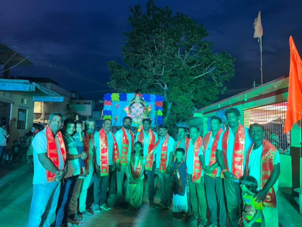 గంగమ్మ ఒడికి బైలెల్లిన భగత్ సింగ్ యూత్ గణనాథుడు