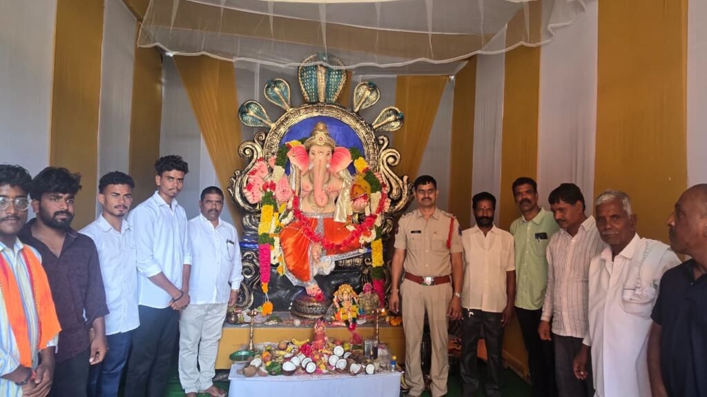 చందుపట్లగూడ ఫ్రెండ్స్ యూత్ ఆధ్వర్యంలో ప్రత్యేక పూజలు