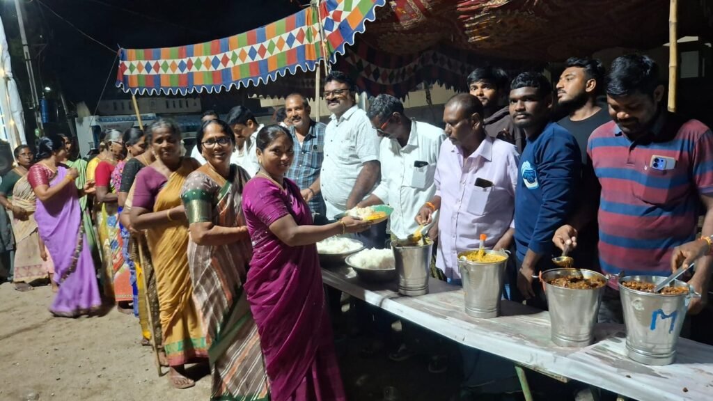 పందిళ్ళపల్లి శ్రీ గణేష్ ఉత్సవ కమిటీ ఆధ్వర్యంలో మహా అన్నదానం