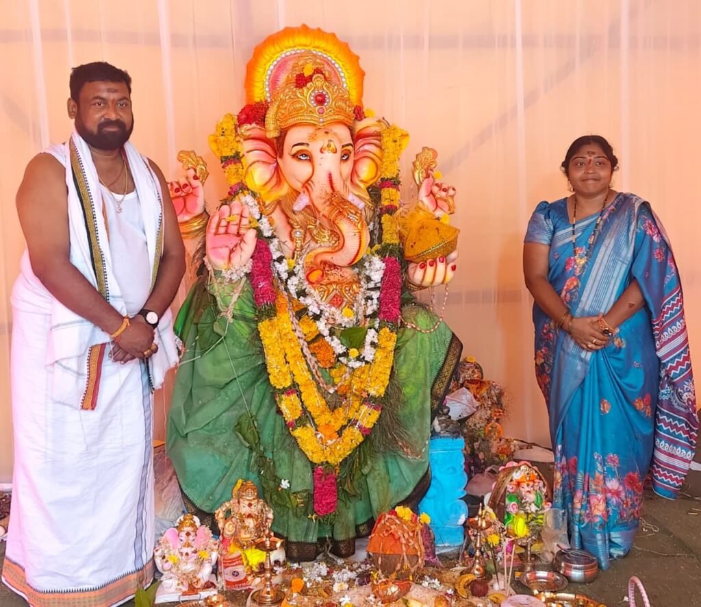 శ్రీ శక్తి మహిళా గణపతి నవరాత్రి ఉత్సవ కమిటీ ఆధ్వర్యంలో రంగ రంగ వైభవంగా  గణపతి హోమం పూజ