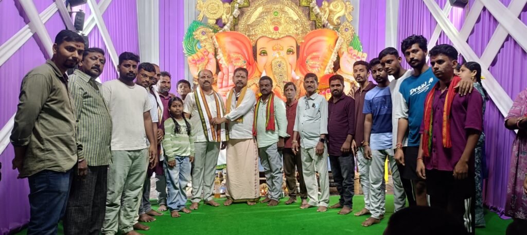గాంధీనగర్‌లో ఘనంగా గణపతి నవరాత్రి ఉత్సవాలు