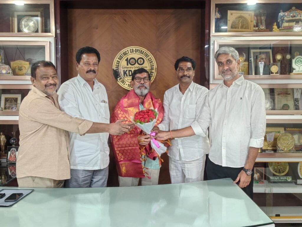 కేంద్ర సహకార బ్యాంక్ చైర్మన్‌గా కొండూరు రవీందర్ రావు పునఃబాధ్యతల స్వీకరణ