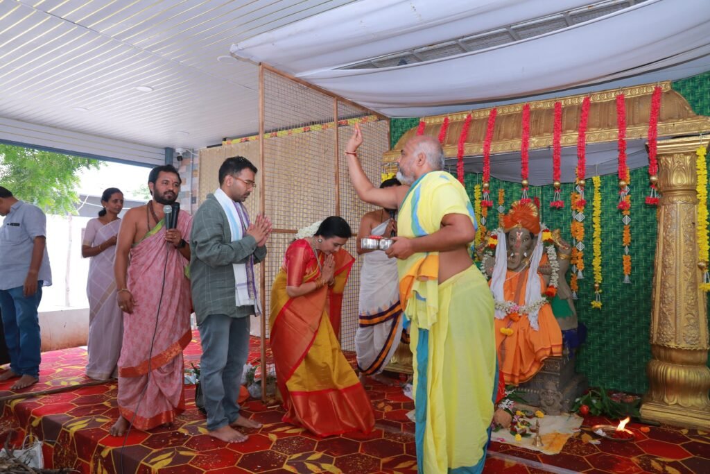 పాలకుర్తి ఎమ్మెల్యే క్యాంపు కార్యాలయంలో భక్తిశ్రద్ధలతో మహా గణపతి హోమం