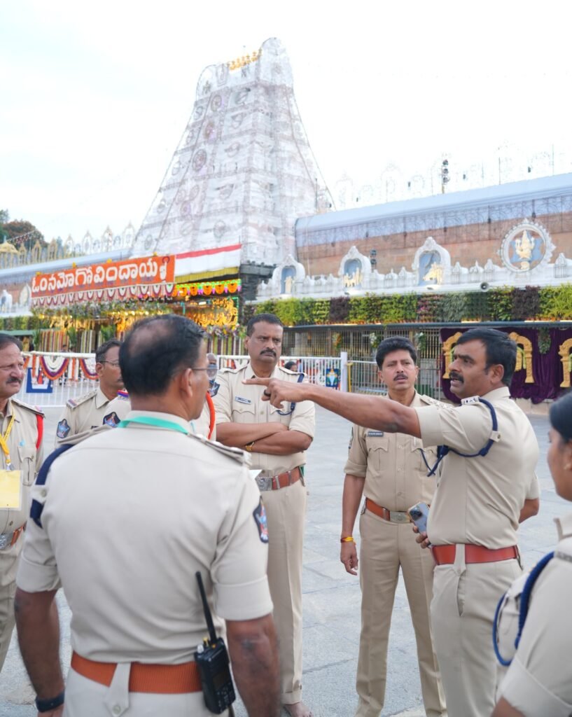 రేపు చక్రస్నానం.. పుష్కరిణి వద్ద పటిష్ట భద్రత
