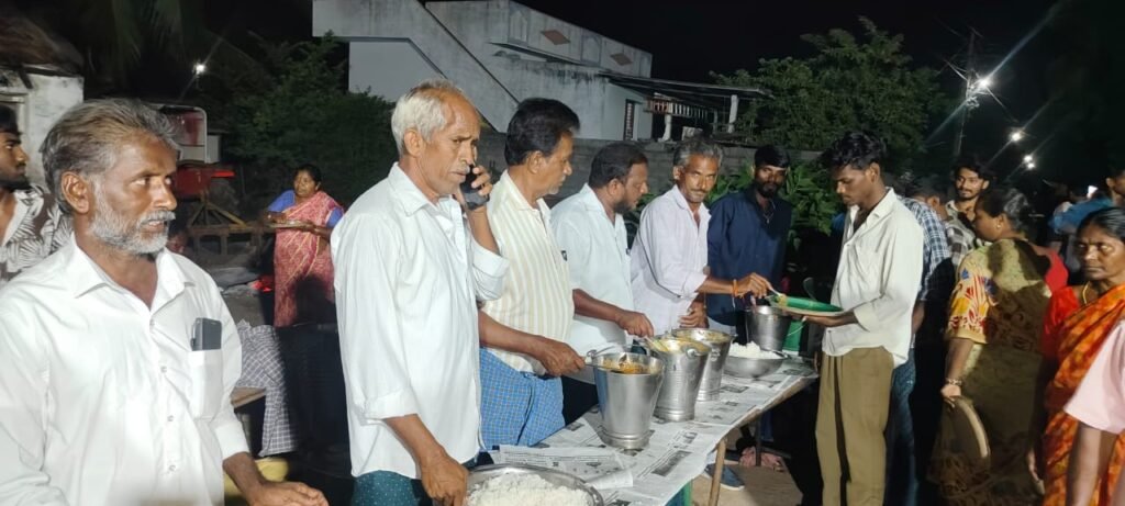 అమ్మపేట విఘ్నేశ్వరునీ వద్ద అన్నదాన కార్యక్రమం